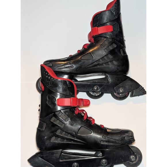 Rollerblade Macroblade Inline Skates Men’s Size 12 Black Red w/ Bag Guards